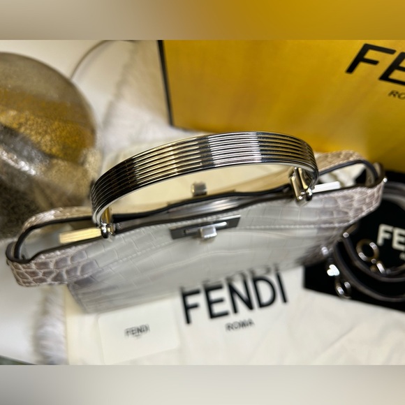 🔥NWT! FENDI•Crocodile Leather Peekaboo ISeeU Bag Small - Picture 7 of 10